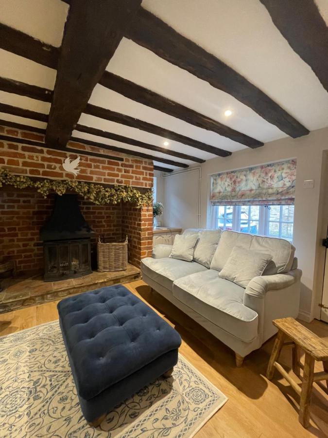 Godmanchester Historic Cambridgeshire Cottage מראה חיצוני תמונה